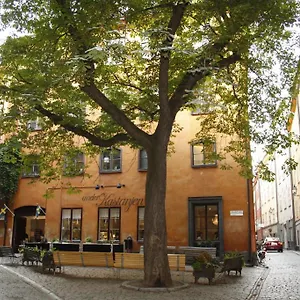 Хостел Castanea Old Town 